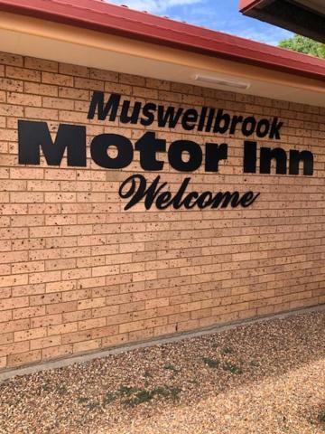 Muswellbrook Motor Inn Bagian luar foto